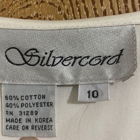 Rare & Collectible WOMEN’s WHITE BUTTON DOWN w/ RED MULTI CHECK TRIM SHIRT Sz-10 - Picture 5 of 8